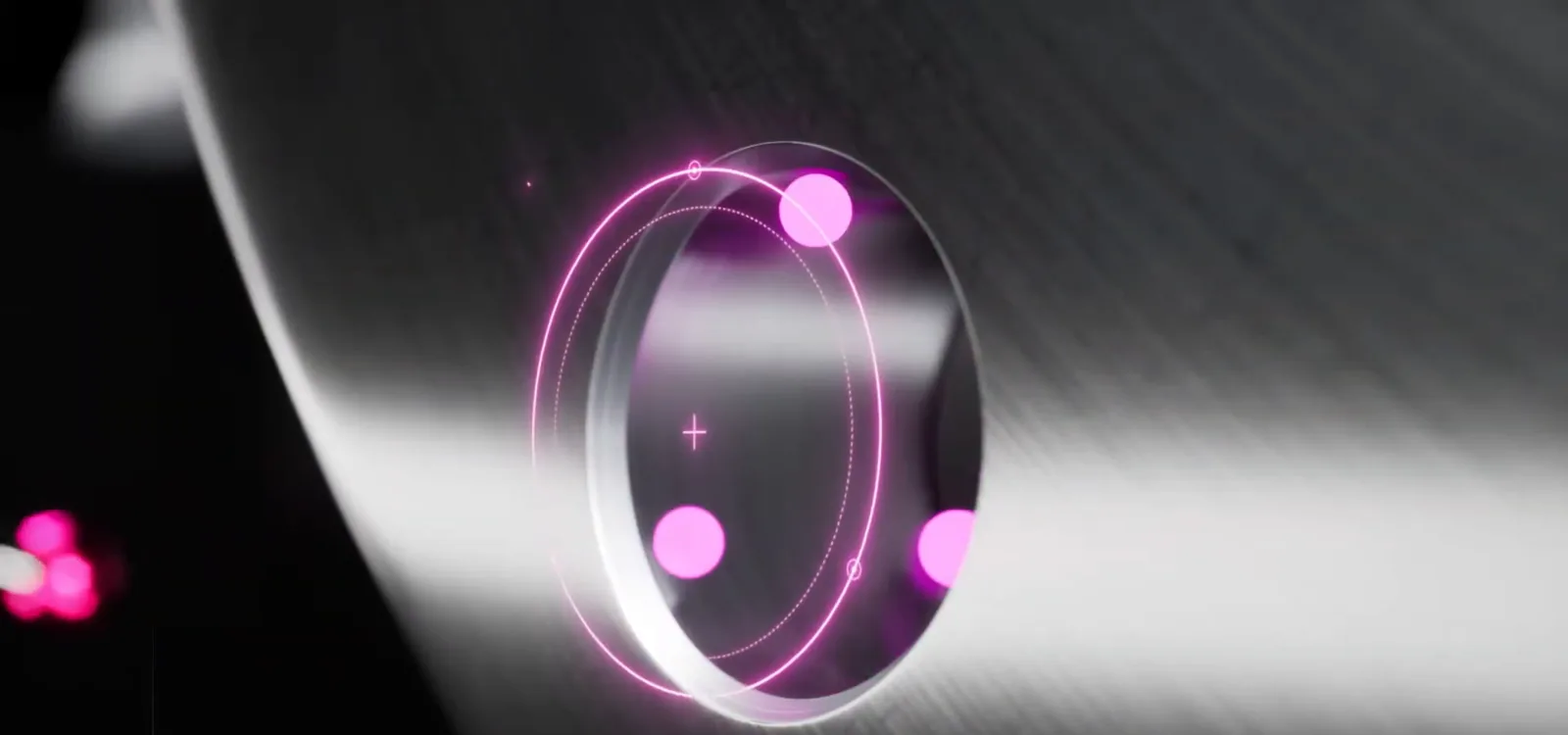 Contact probe measuring a bored hole, the circle and its points drawn on the part
