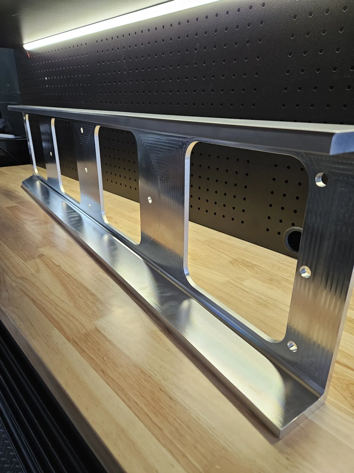 Fabricated aluminum bracket assembly